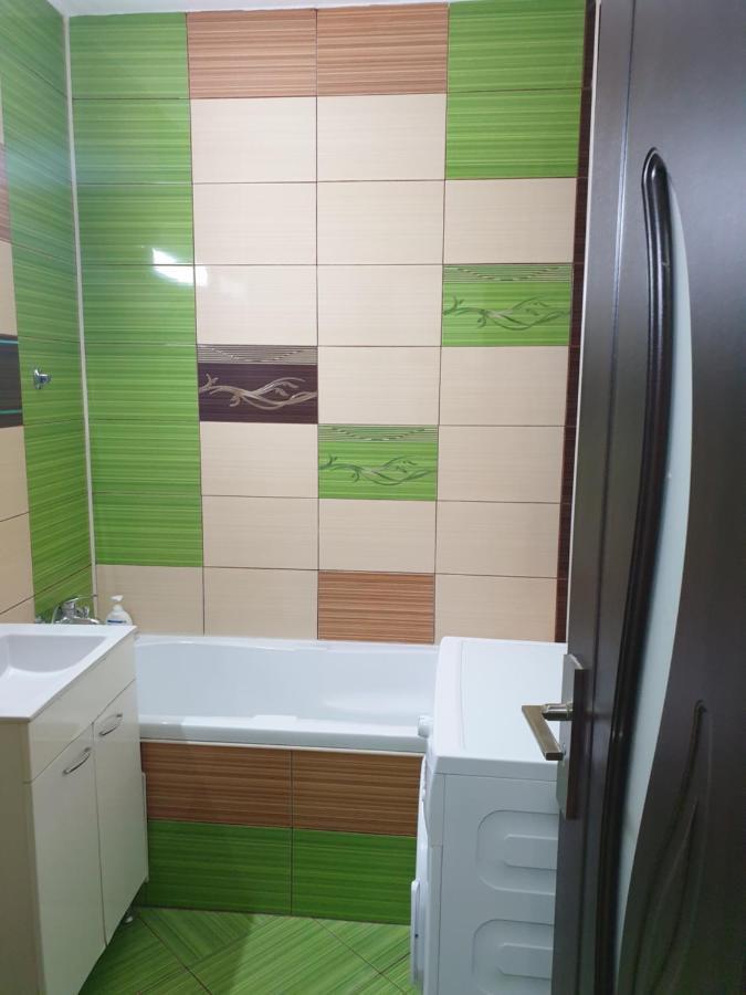 Garsoniera Ioana Appartement Boekarest Buitenkant foto