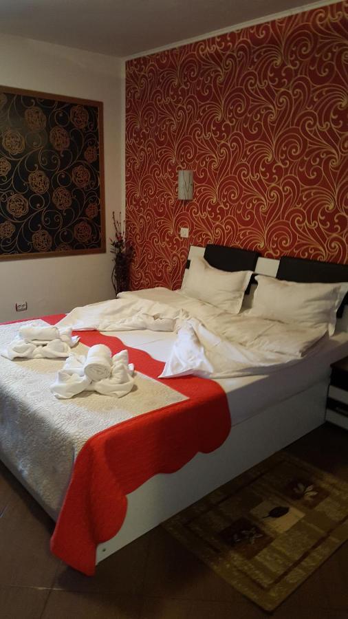 Garsoniera Ioana Appartement Boekarest Buitenkant foto