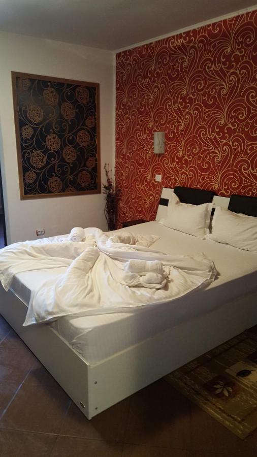 Garsoniera Ioana Appartement Boekarest Buitenkant foto